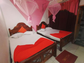 Dilshan Tourist Home